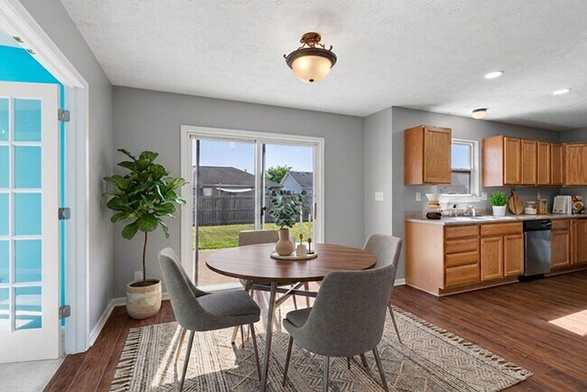 Building Photo - Spacious 4-Bedroom Home with Large Fenced Yard in Quiet West Lafayette Neighborhood