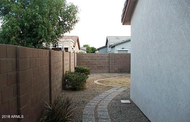 Building Photo - 21167 E Lords Wy