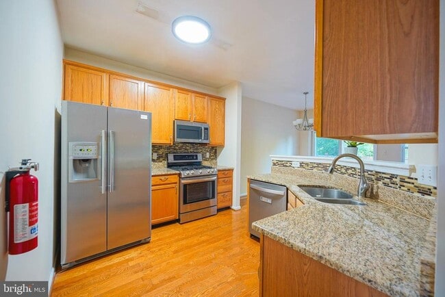 Building Photo - 443 Tuvira Ln