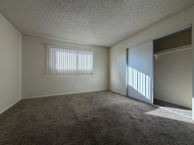 Building Photo - 3351 W Harmont Dr