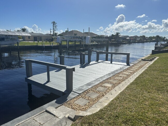 Building Photo - Gulf Cove Community