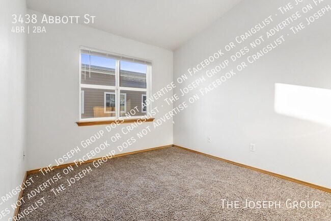 Building Photo - 3438 Abbott St