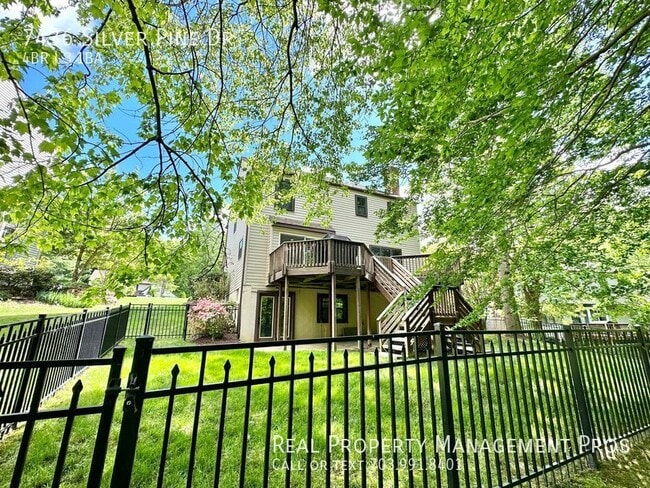 Building Photo - 7436 Silver Pine Dr