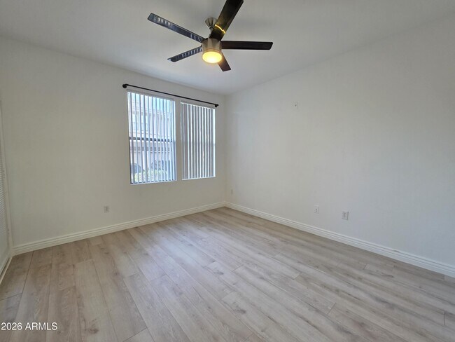 Building Photo - 20100 N 78th Pl