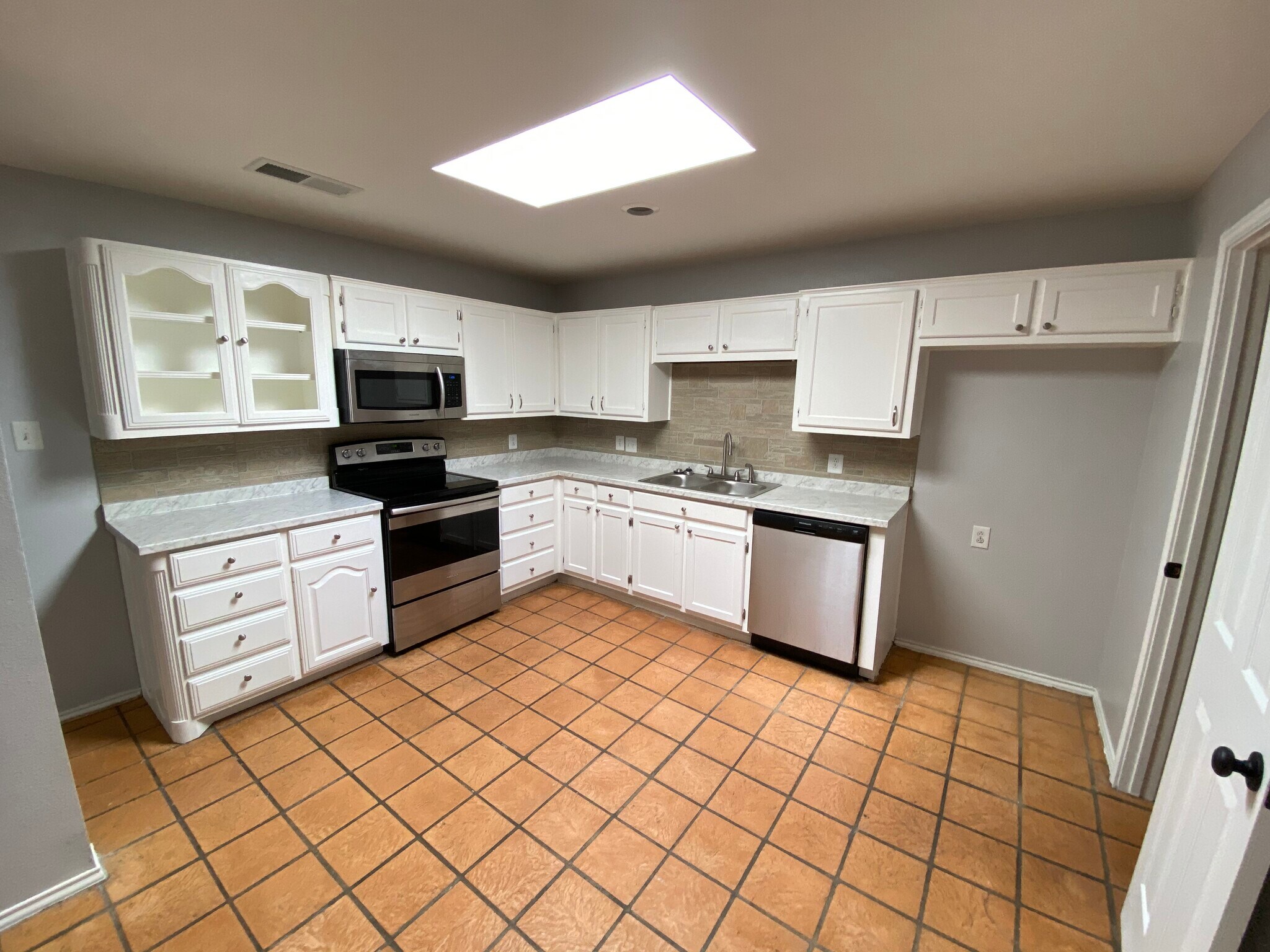 Building Photo - 4528 Lanham St