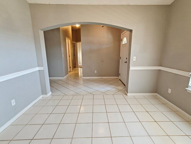 Building Photo - Florida Living at Its Best – 3BR Home with Hot Tub & Resort Amenities