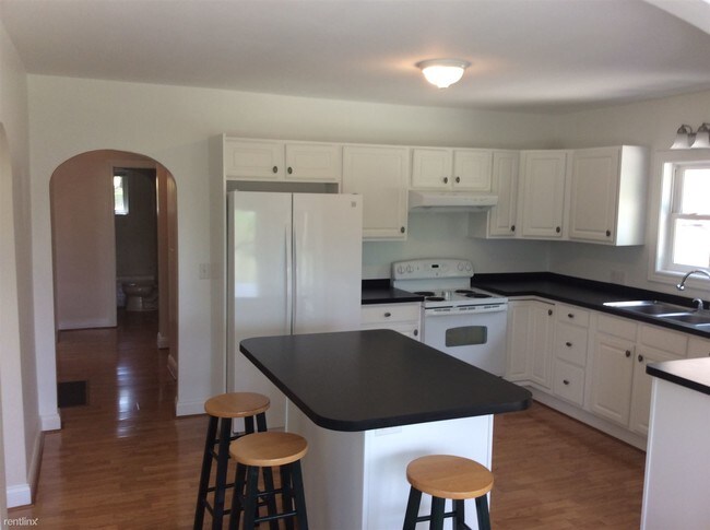 Building Photo - 4 br, 2 bath House - 826 S Gunnell Rd