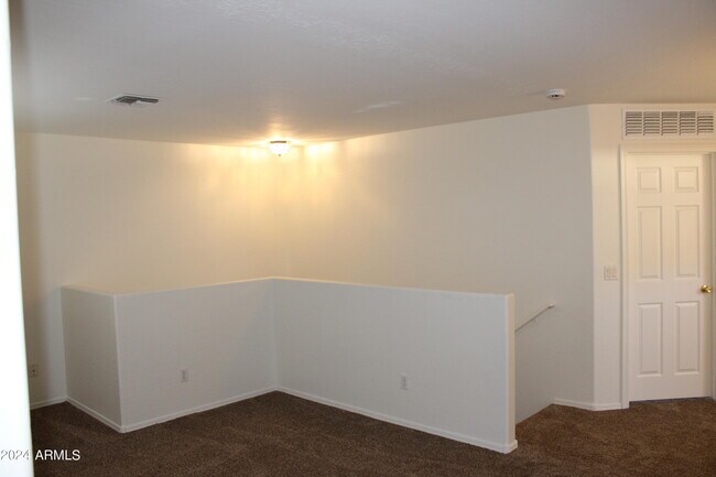 Building Photo - 2568 W Tanner Ranch Rd