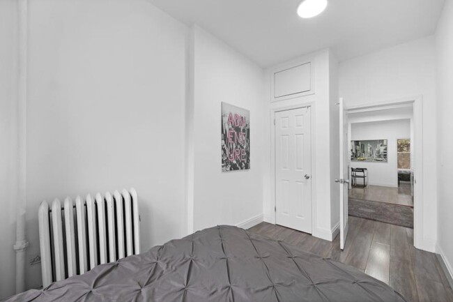 Building Photo - 3 bedroom in New York NY 10030