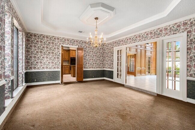 Building Photo - 15010 Terrace Oaks Dr