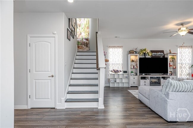 Building Photo - 150 Sessile Oak Dr