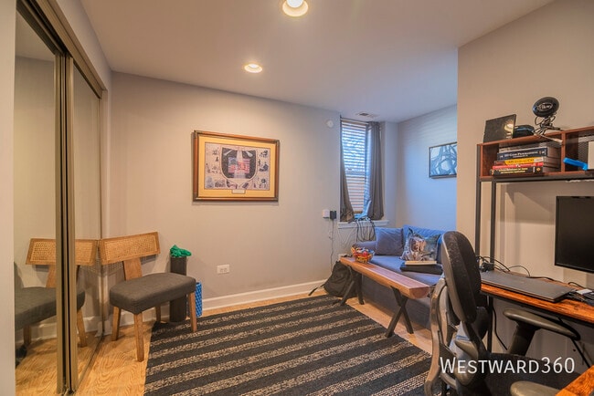 Building Photo - 2209 N Drake-1