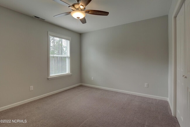 Building Photo - 4409 Finch Ln