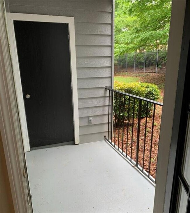 Building Photo - 126 Granville Ct
