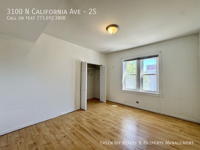 Building Photo - 3100 N California Ave