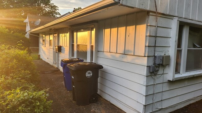 Primary Photo - 2291 Green Rd