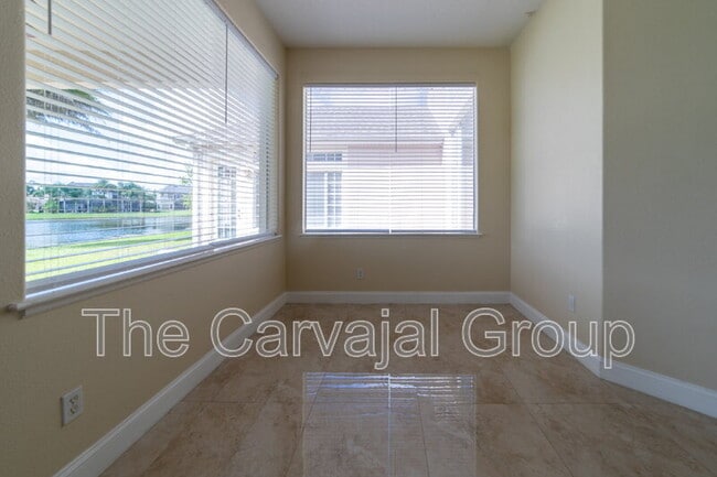 Building Photo - 16114 Bristol Lake Cir