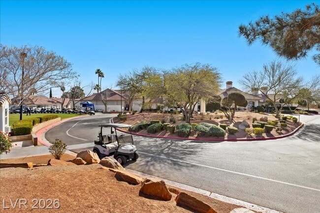 Building Photo - Modern 3Bed/2.5Bath/2Car - 2 Story Home Located In The Guard-Gated Los Prados Golf Community!