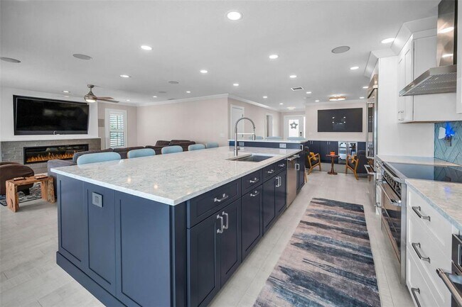 Building Photo - 804 Bay Point Dr