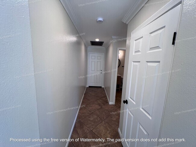 Building Photo - Nice Home For Rent