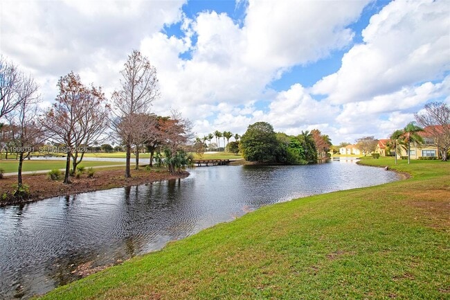 Building Photo - 12650 Vista Isles Dr