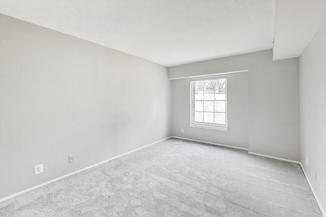 Building Photo - 7721 Tremayne Pl