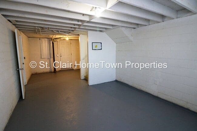 Building Photo - Adorable Pell City Home