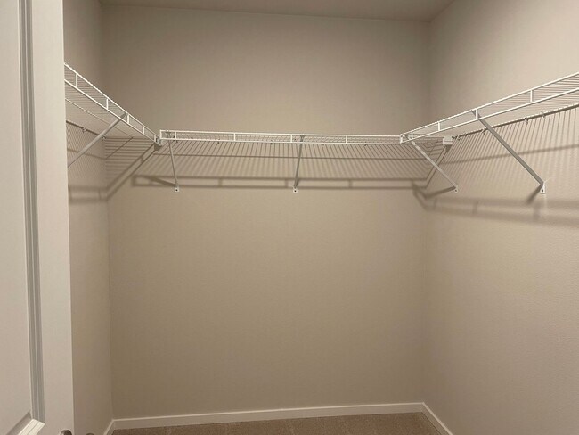 Building Photo - BEAUTIFUL 3 Bed 2.5 Bath Home in Vancouver! Stainless Steel Appliances!