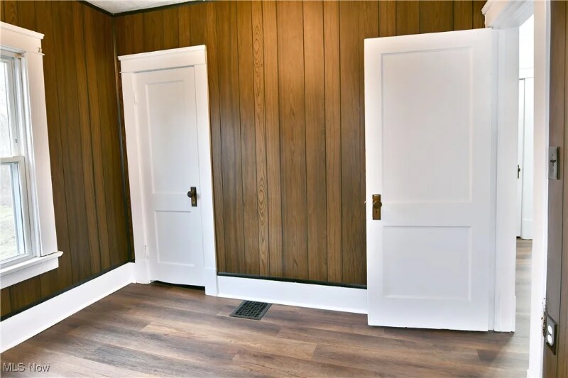 Building Photo - 2785 Deforest Rd SE