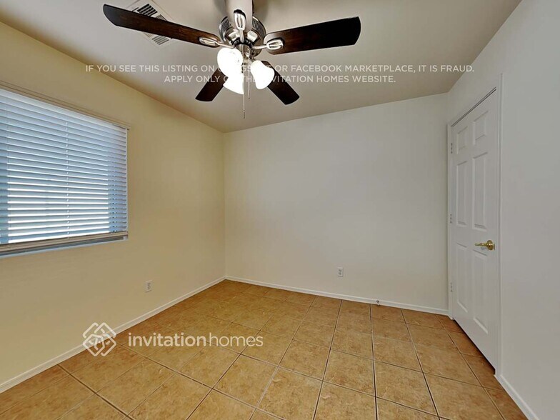 Building Photo - 16147 N 157th Dr