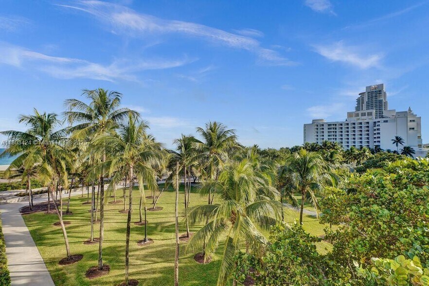 Building Photo - 301 Ocean Dr