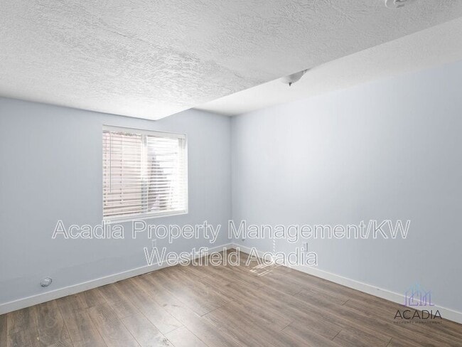 Building Photo - 4172 W Lakebridge Drive