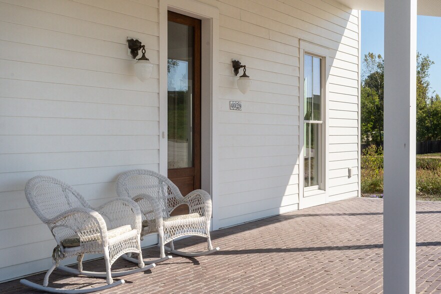 Building Photo - 4029 Serenbe St
