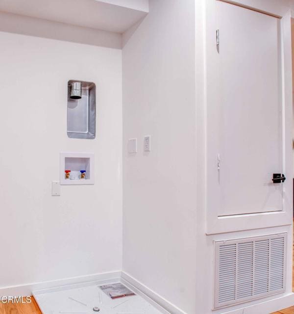 Building Photo - 2327 Langdale Ave