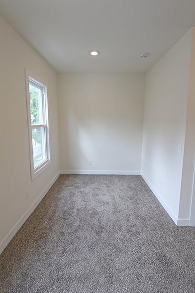 Building Photo - 1602 N 8th St