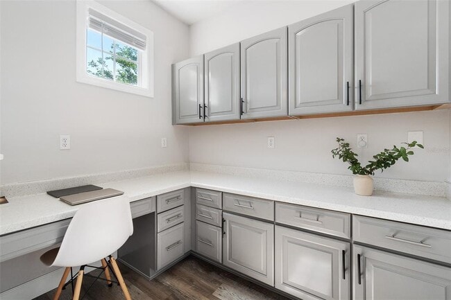 Building Photo - 5312 Tattinger Ln