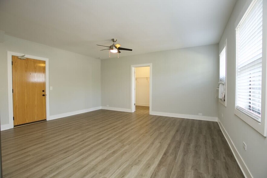 Building Photo - 730 Judson Ave