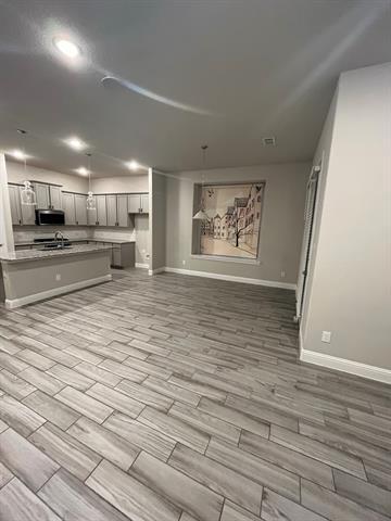 Building Photo - 2820 Long Slope Rd