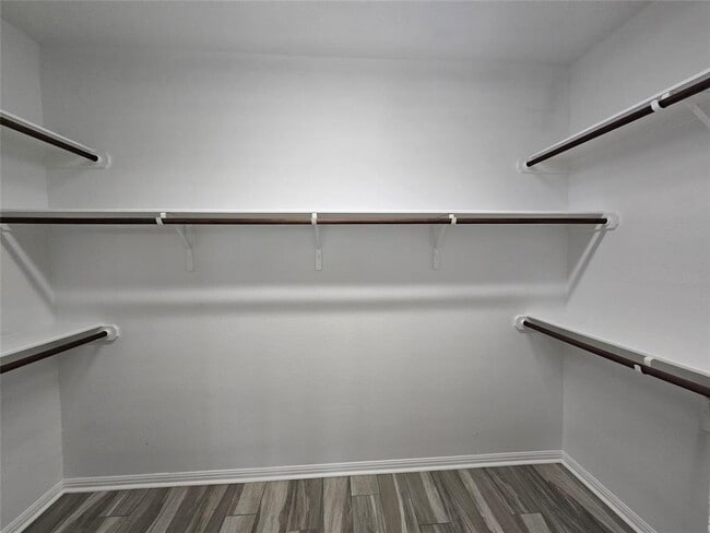 Building Photo - 1613 Rimstone Dr