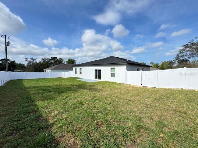 Building Photo - 3832 SW 157th Place Rd