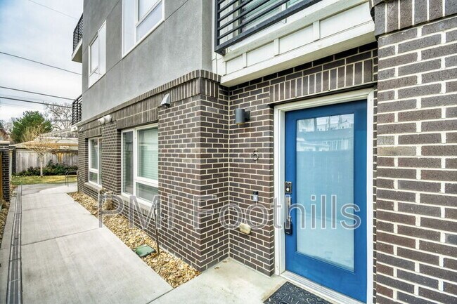 Building Photo - 1611 N Harlan St