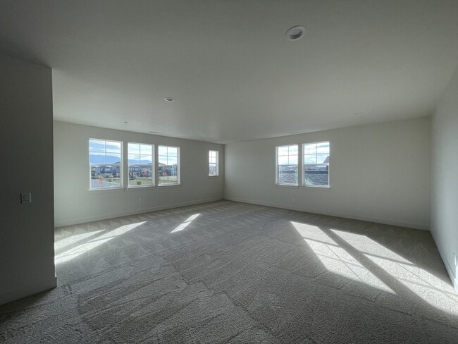 Building Photo - Beautiful 4 Bedroom, 3.5 Bathroom Home in Prescott Ranch!
