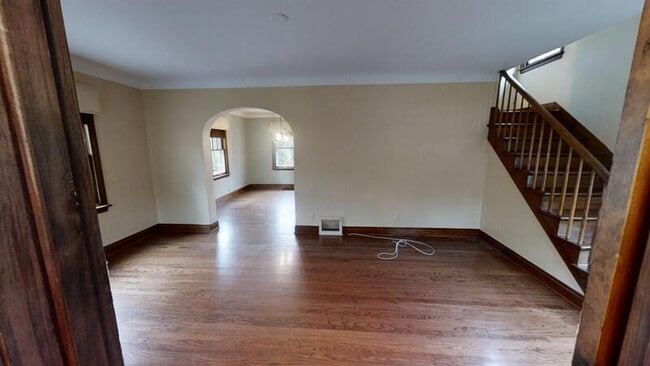 Building Photo - 1205 Miller Ave