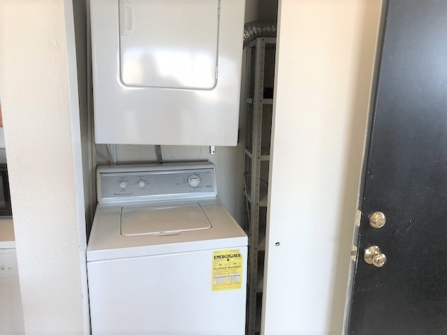 Washer & Dryer - 98 880 N