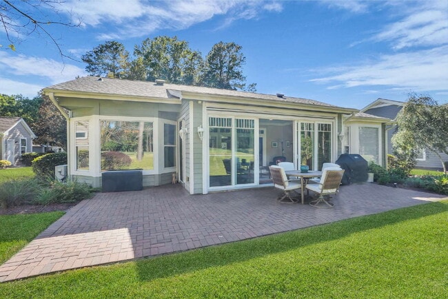 Building Photo - 34 Coburn Dr E