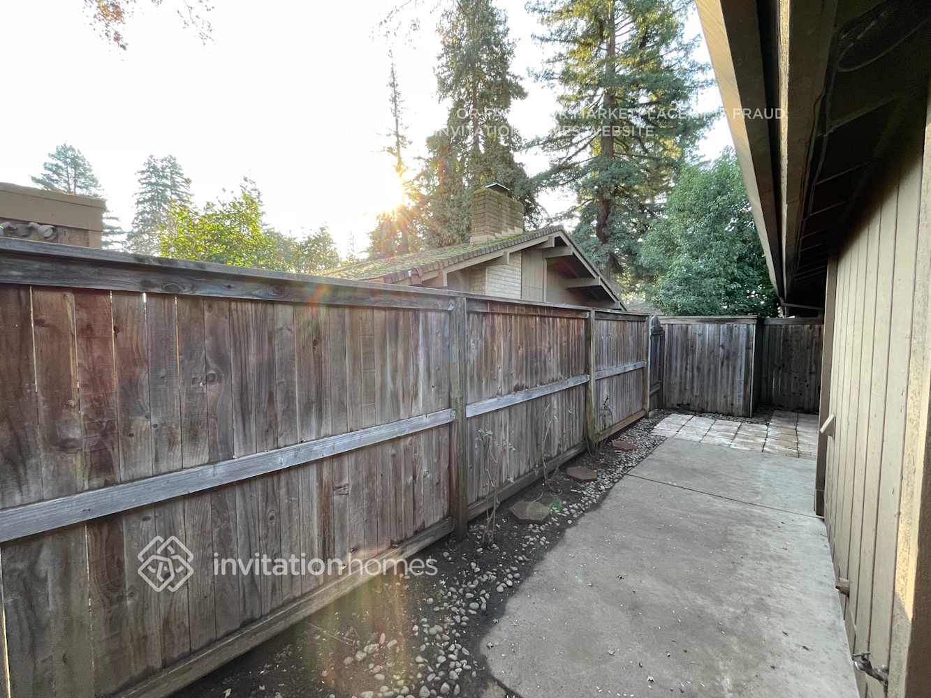 Building Photo - 2491 American River Dr