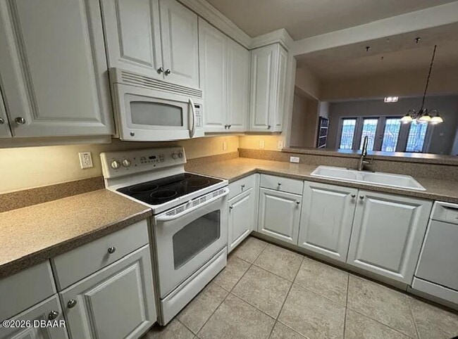 Building Photo - 424 Luna Bella Ln