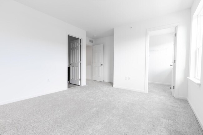 Building Photo - Brand New 3 Bed, 2.5 bath townhome in Carlisle!