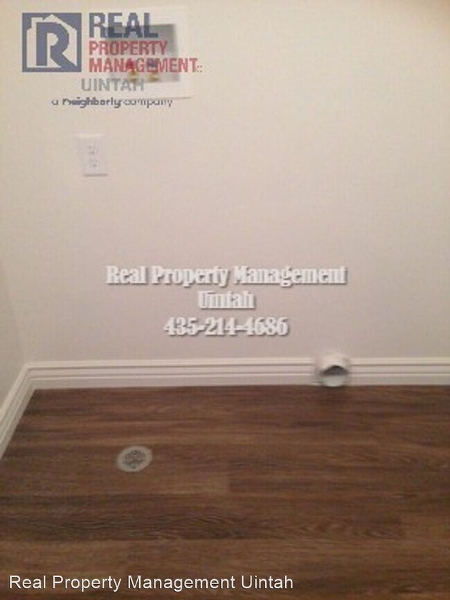 Building Photo - 3 br, 2.5 bath House - 431 E Red Fox Lane