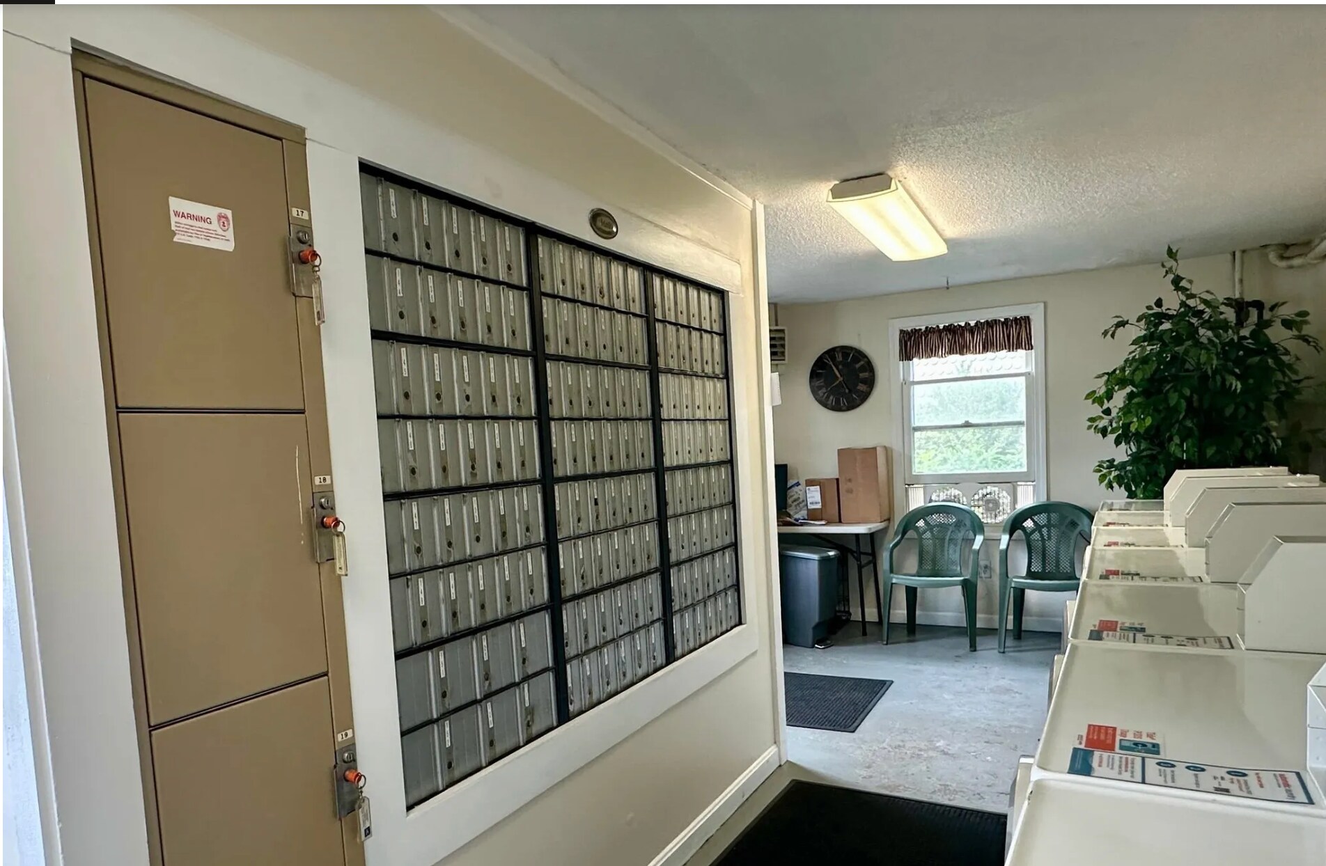 Building Photo - 93 Henry Law Ave